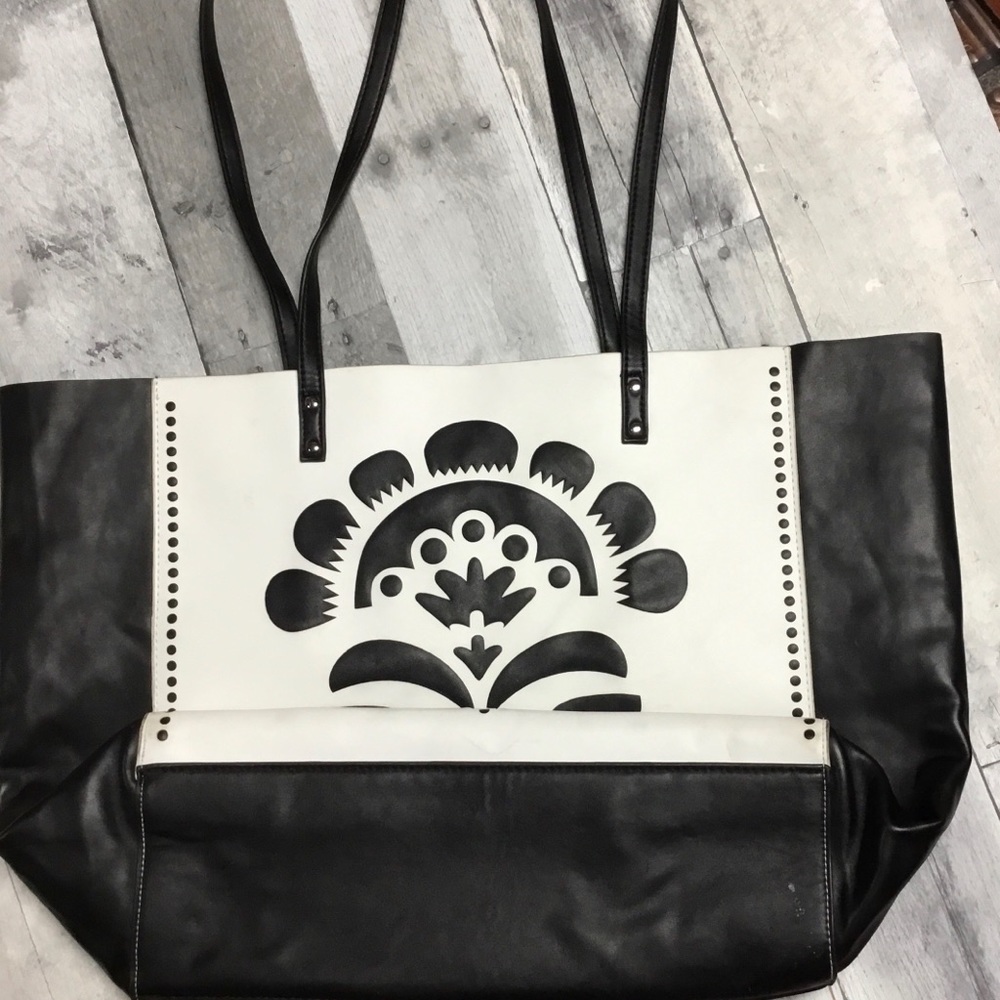 Vera Bradley Handbag